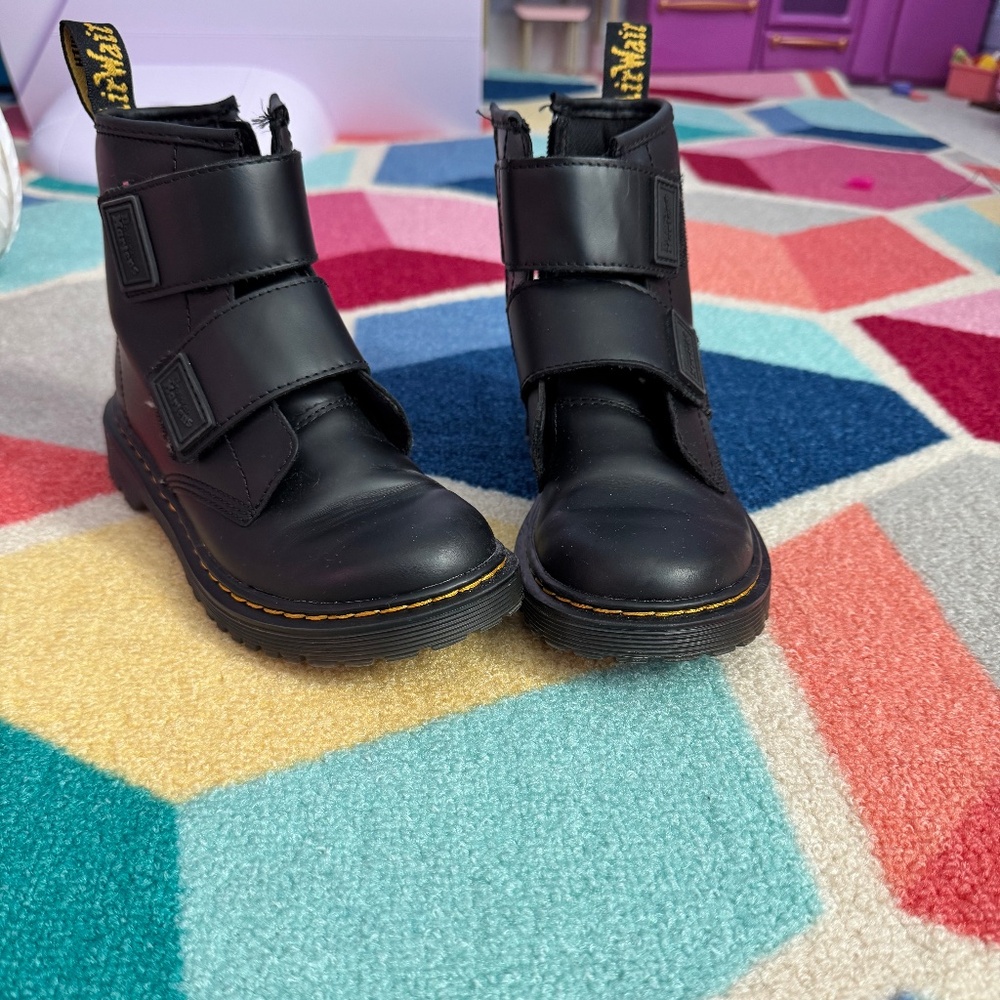 Gently Used Kids Shoes